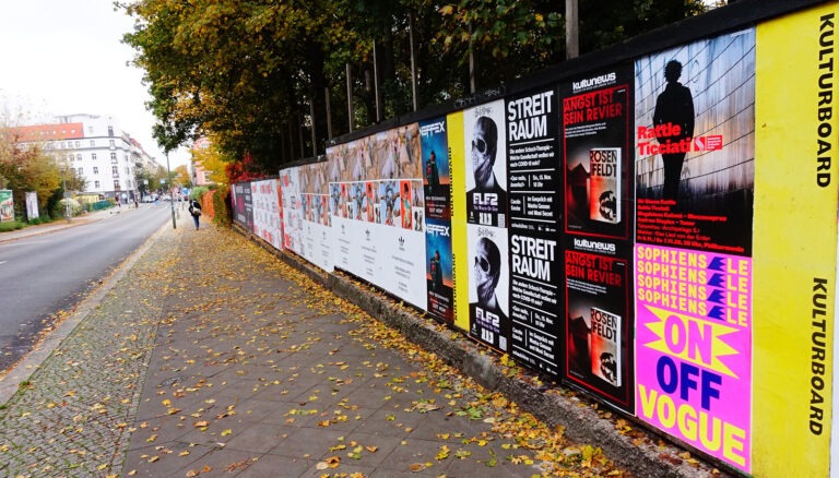 Außenwerbung und Kulturwerbung in Berlin 2 Kulturboard Plakate Modersohnstrasse Berlin DSO Rattle Ticciati